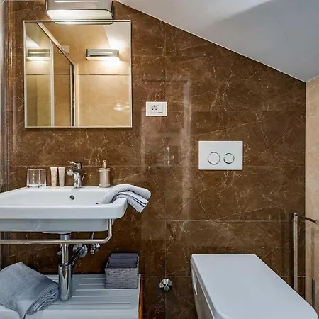 Studio Bianca Apartment